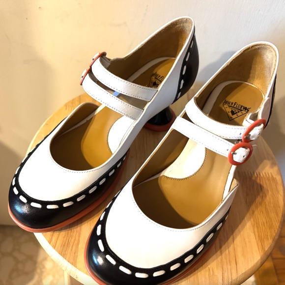Fluevog Enneagram Giver black and white double strapped mary jane EUC - Picture 3 of 9